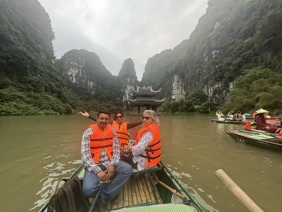 People Travel 4