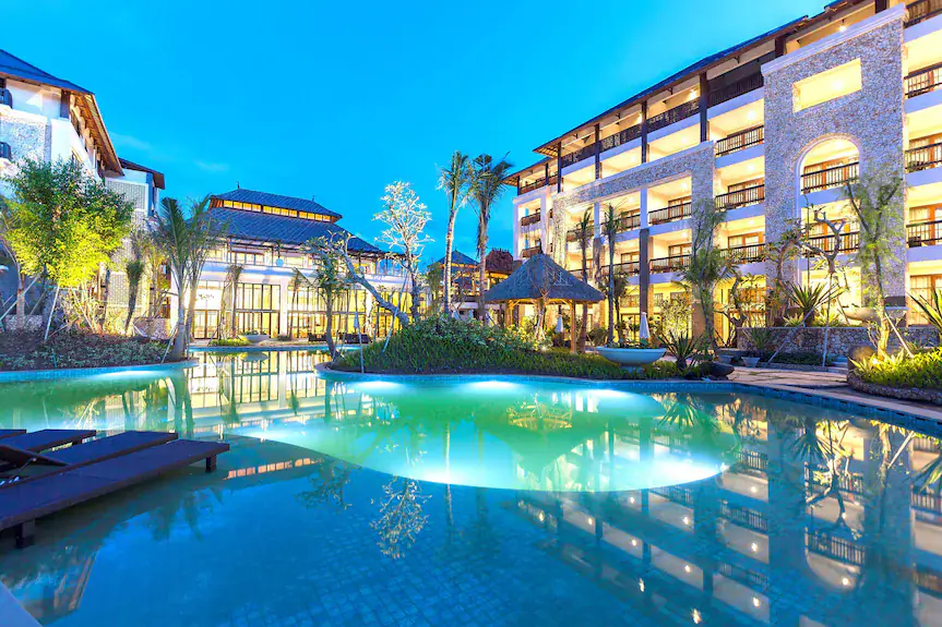 Royal Resort
