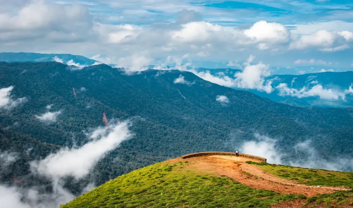 Relaxing Coorg